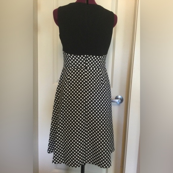 Fit & flare Dress size 8 black & white polka dot - Picture 5 of 5